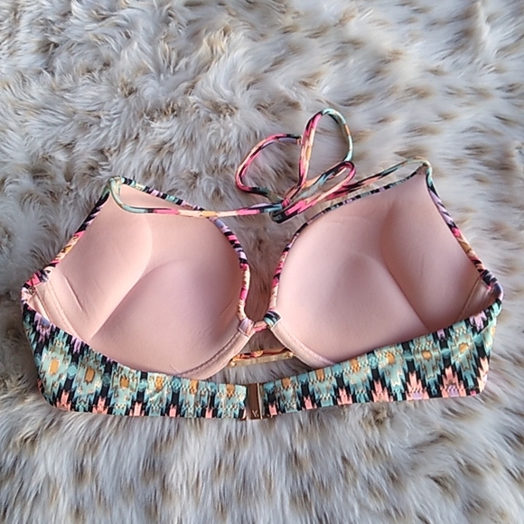 Victorias Secret Bikini Top Pushup Padded top - Picture 2 of 6